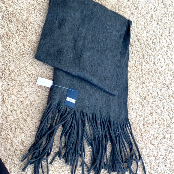 Lucky Brand Accessories - ♥️Lucky Brand Gray Blanket Scarf